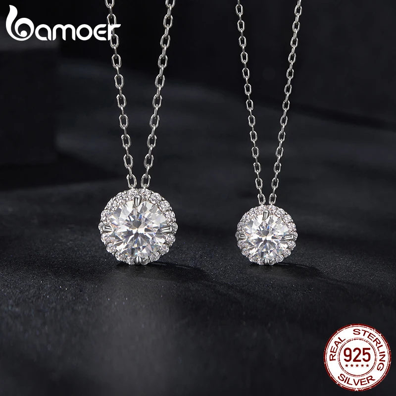 BAMOER 925 Sterling Silver Round Halo Moissanite Necklace, White Gold Plated Classic Elegant Necklace Engagement Jewellry Gift