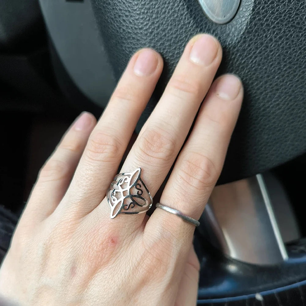 Witch Knot Stainless Steel Ring Wiccan Cross Celtics Knot Women Men Rings Witchcraft Good Luck Protection Amulet Birthday Gifts