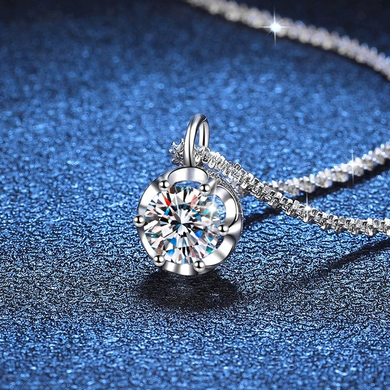 Tezzc 2CT Real Moissanite Pendants Necklaces for Women Party Wedding 925 Sterling Silver Diamond Fine Jewelry Wholesale