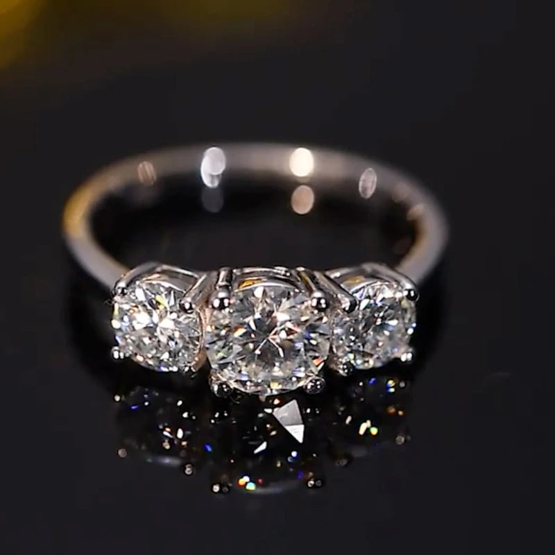 RAPRGOLD 925 Silver Ladies Fashion Engagement Rings Round Cut 6.5mm/8mm Moissanite Three Stone Ring for Women Wedding Jewelry