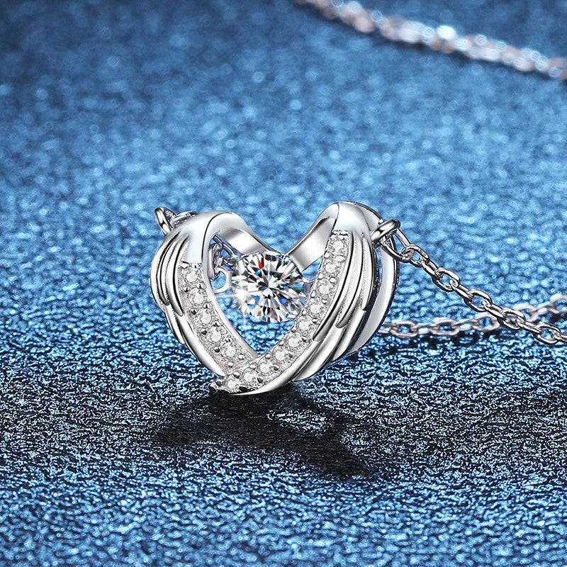 XL123 Lefei Fashion Trendy Luxury Classic Moissanite Diamond-set Color D Wing Heart Necklace Women 925 Silver Party Jewelry Gift