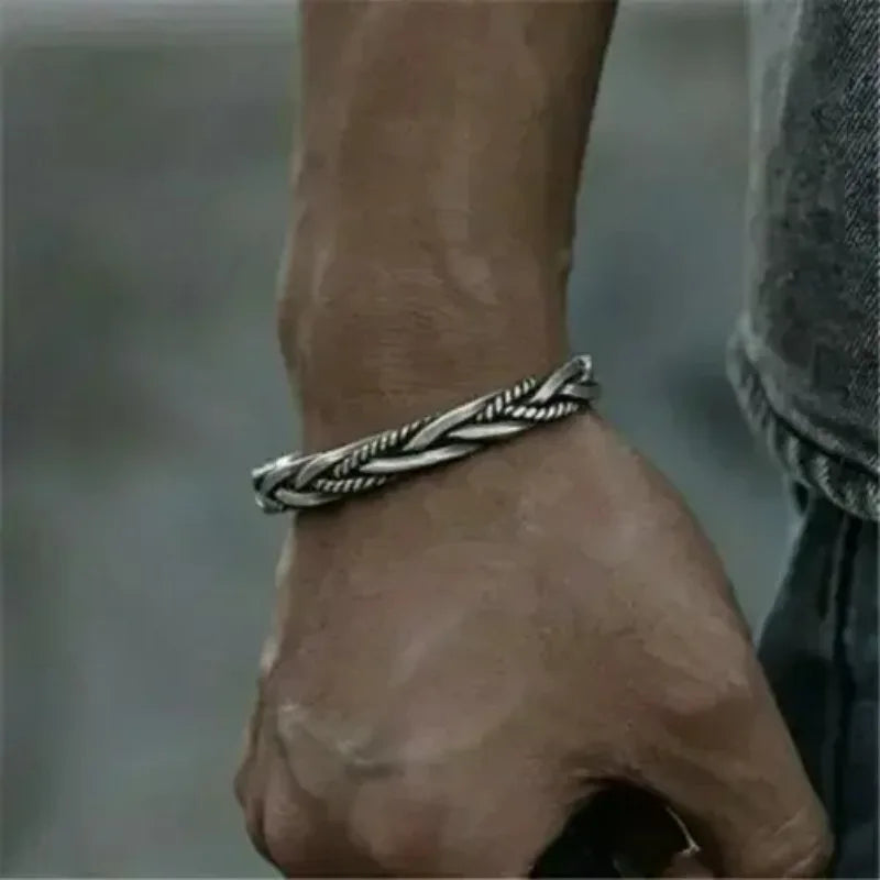 2024 New Simple Twisted Stainless Steel Open Bangles for Men Women Delicate Silver Color Cuff Bracelet Fashion Party Jewelry