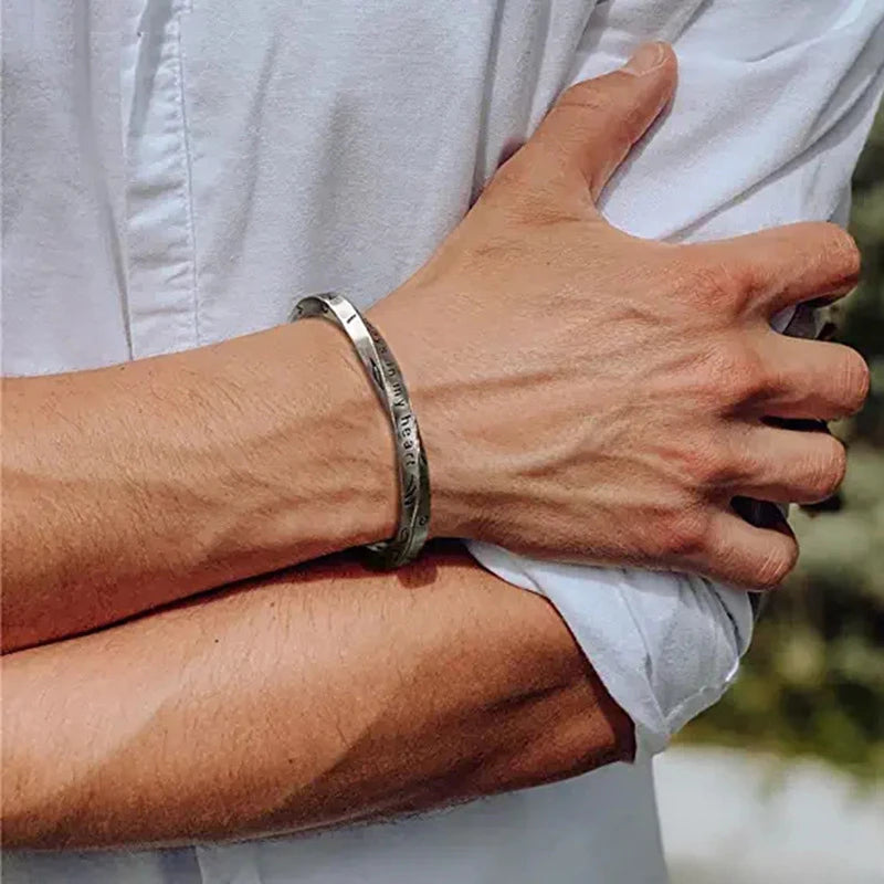 2024 New Simple Twisted Stainless Steel Open Bangles for Men Women Delicate Silver Color Cuff Bracelet Fashion Party Jewelry