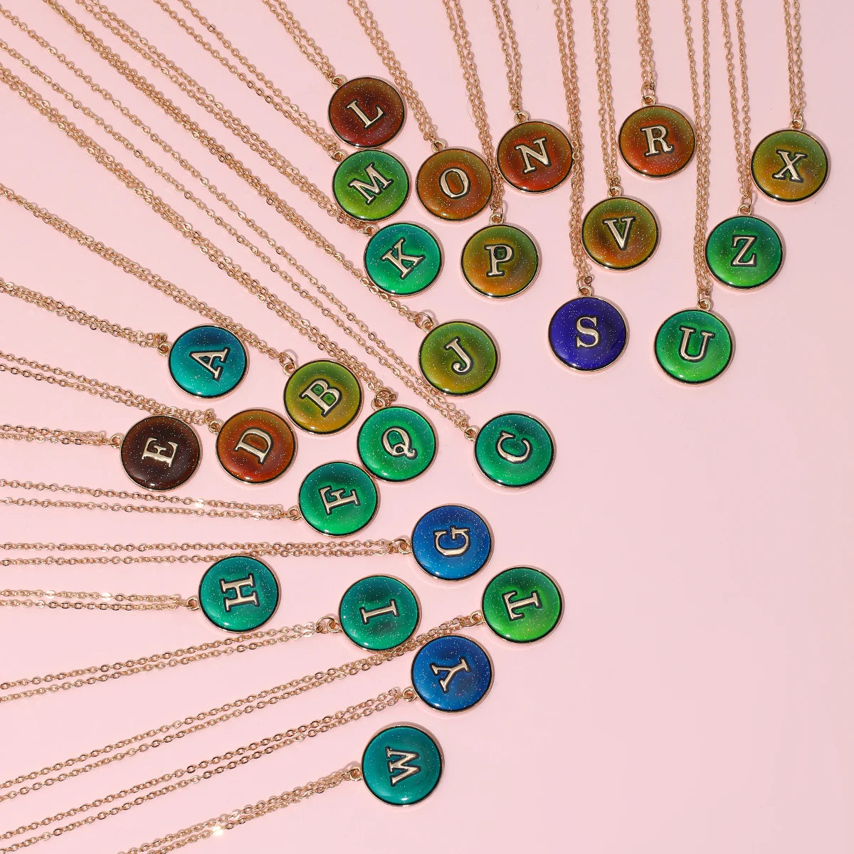 Fashionable Temperature-Sensitive Color-Changing 26 Letters Pendant Necklace Zinc Alloy Mood Regulation Chain Jewelry Accessory