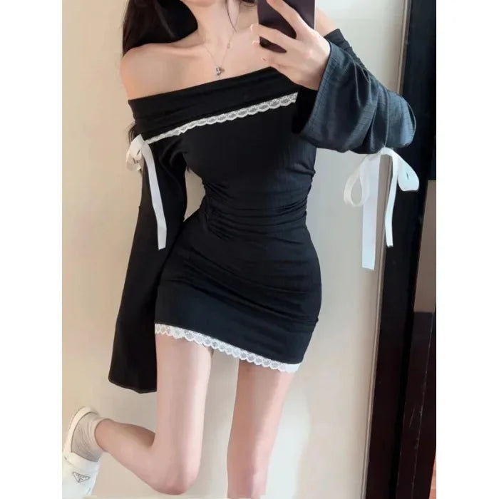 Elegant French Style Lace Splice One Shoulder Long Sleeve Black Dress Women's Sexy Flared Sleeve Bodycon Short Skirt Dress