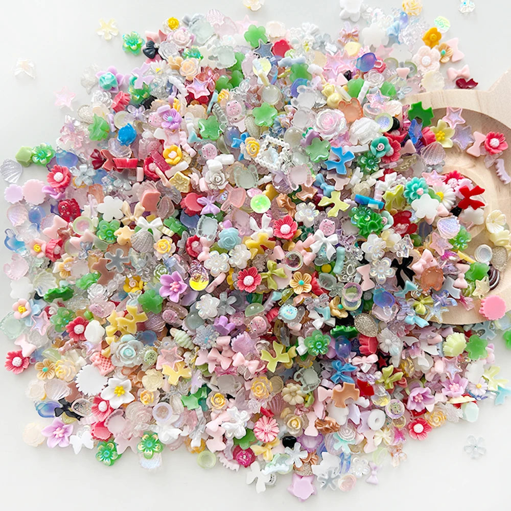 100PCS Random Mixed Strawberry Flowers Nail Charms Sweet Resin Flatback Moon Nail Art Decoration Accessories Manicure DIY