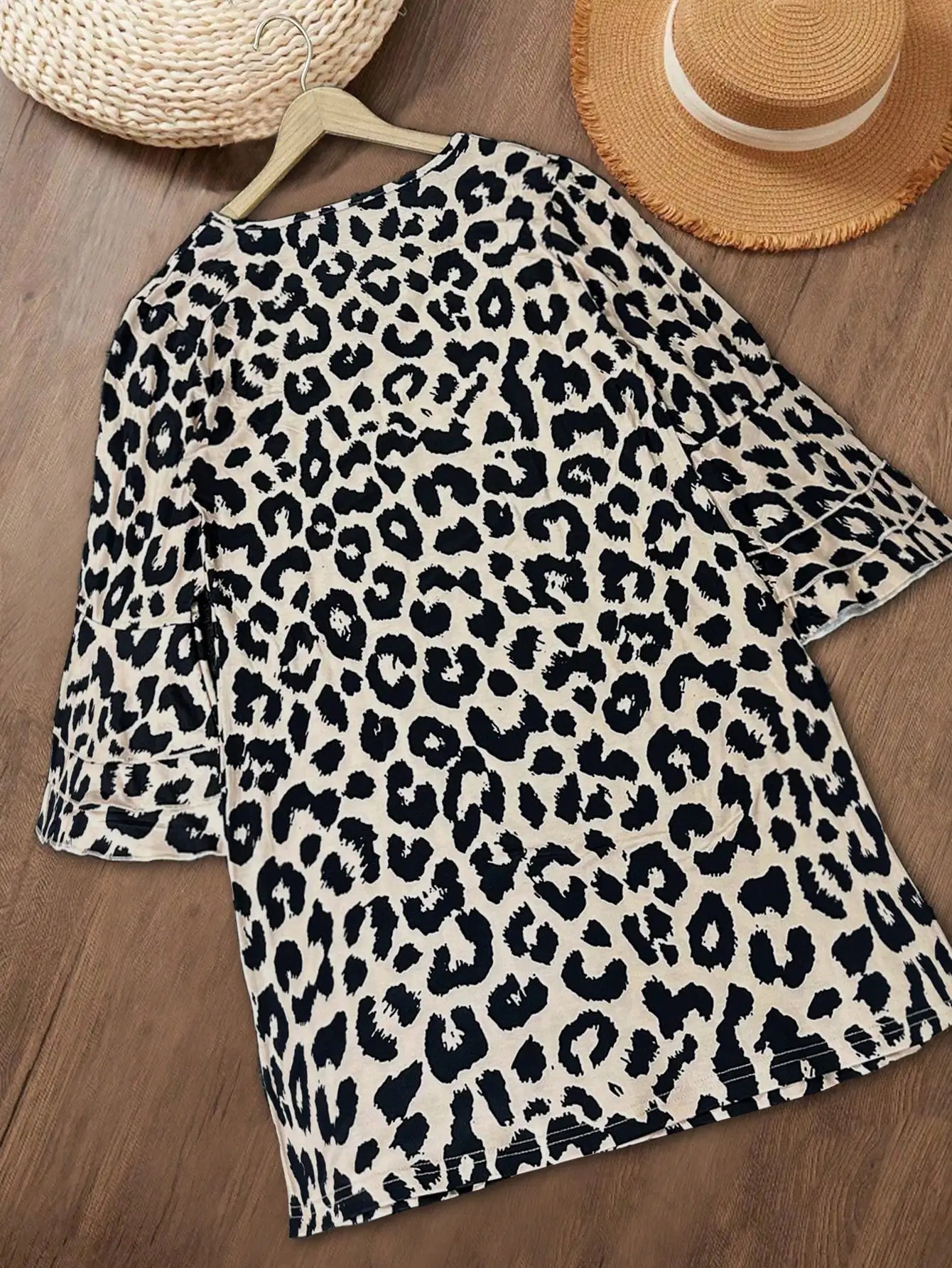 Women's Fashion Printed Blue Mini Dress Casual Bell Sleeves V-Neck Long Sleeves Knee Length Dress