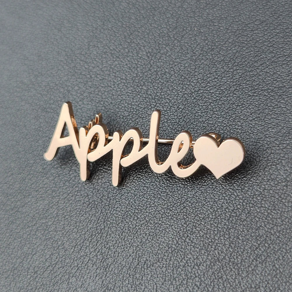 2022 Personalized Custom Women Name Brooch Stainless Steel Nameplate Lapel Badges Fashion Temperament Jewelry Best Gifts