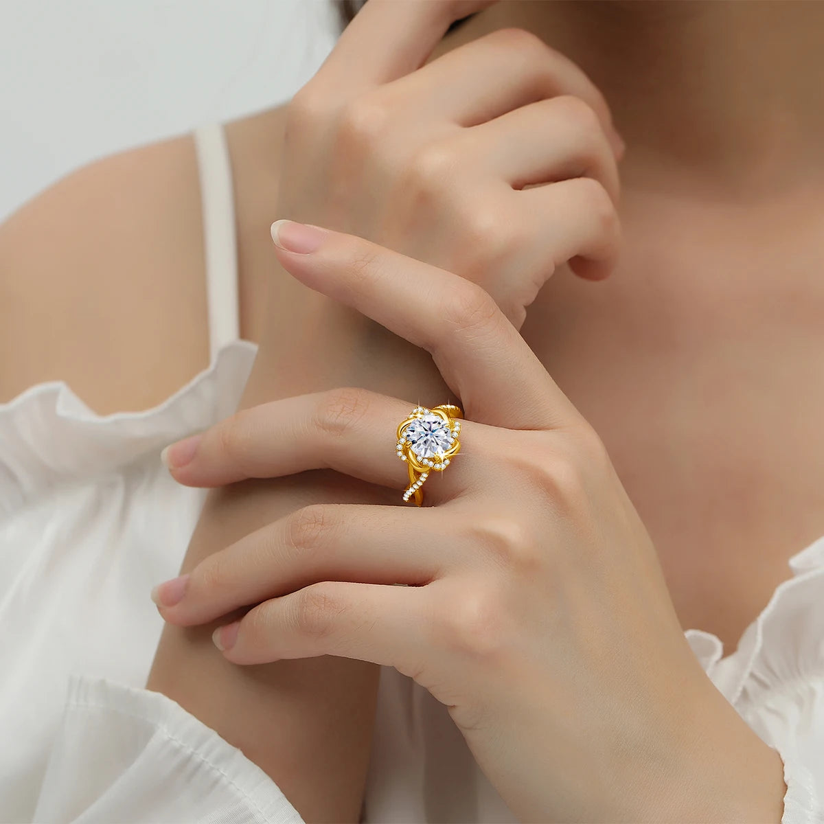Braid Twist Halo Ring 925 Sterling Silver Wedding Jewelry Solitaire Moissanite Rings for Women Engagement Anniversary Gift