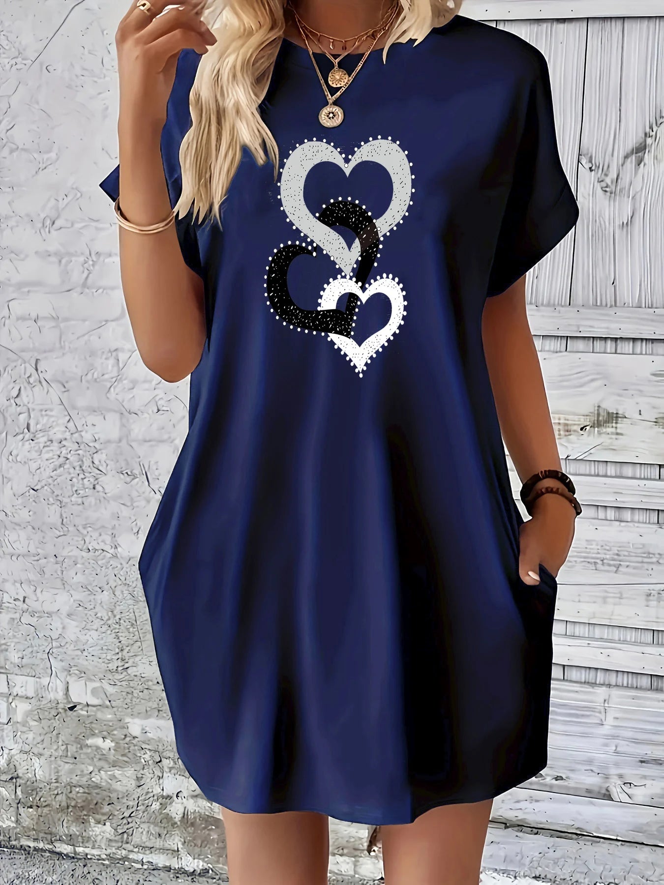 Women's summer loose plus size heart-shaped printed round neck short sleeved pocket comfortable casual dress