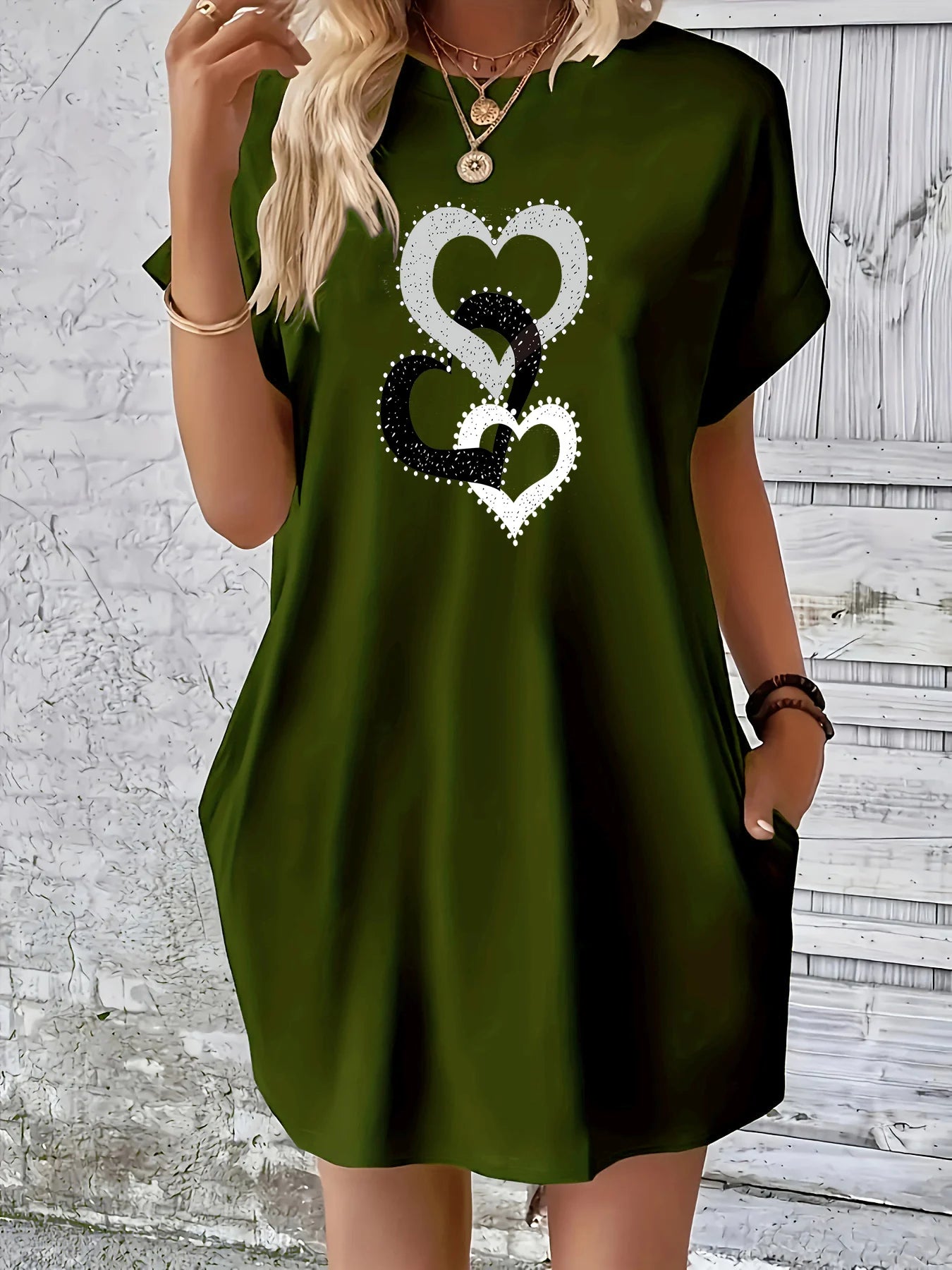 Women's summer loose plus size heart-shaped printed round neck short sleeved pocket comfortable casual dress