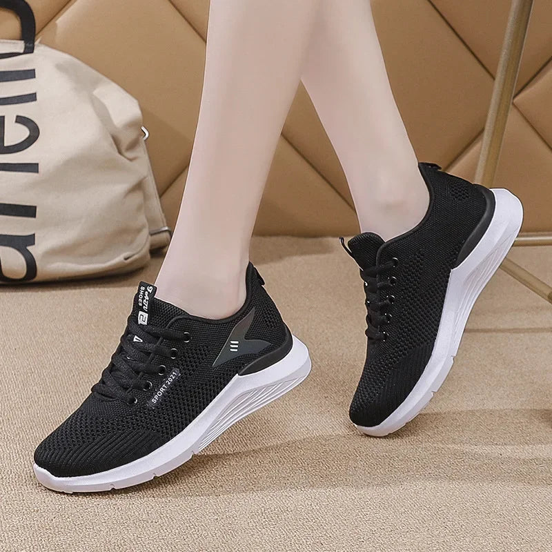 Women's Sneakers 2025 New Spring and Summer Fashion Versatile Soft Sole Lightweight Casual Running Shoes for Children