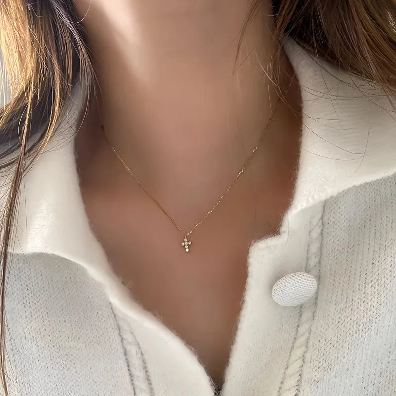 925 Sterling Silver Electroplated Real Gold Inlaid Zircon Cross Pendant Necklace for Women Fashionable Temperament Jewelry Gifts