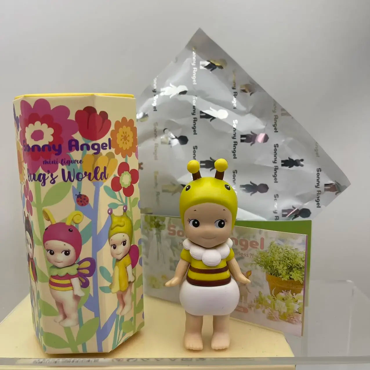 6PCS Sonny Angel Blind Box Mini Figure Bug’S World Limited Series Anime Figures Cute Dolls for Children Christmas Birthday Gift