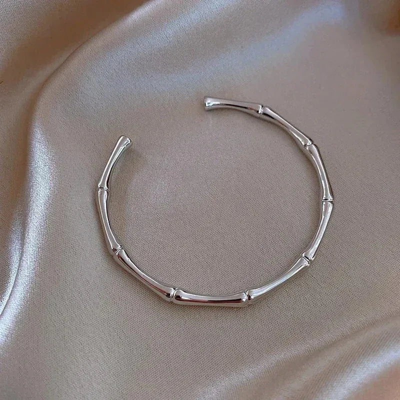 2024 New Simple Twisted Stainless Steel Open Bangles for Men Women Delicate Silver Color Cuff Bracelet Fashion Party Jewelry