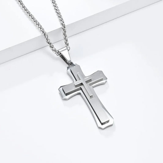 メンズ向け、トレンドの3層クロスペンダントネックレス