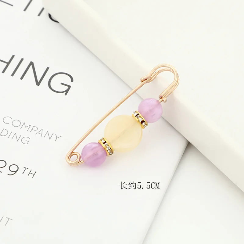 Women New Skirt Waist Artifact Waist Pin Cute Imitation Pearl Rhinestone Brooch Anti-lighting Pin Jewelry H1379