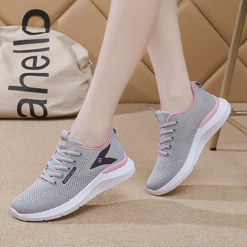 Women's Sneakers 2025 New Spring and Summer Fashion Versatile Soft Sole Lightweight Casual Running Shoes for Children