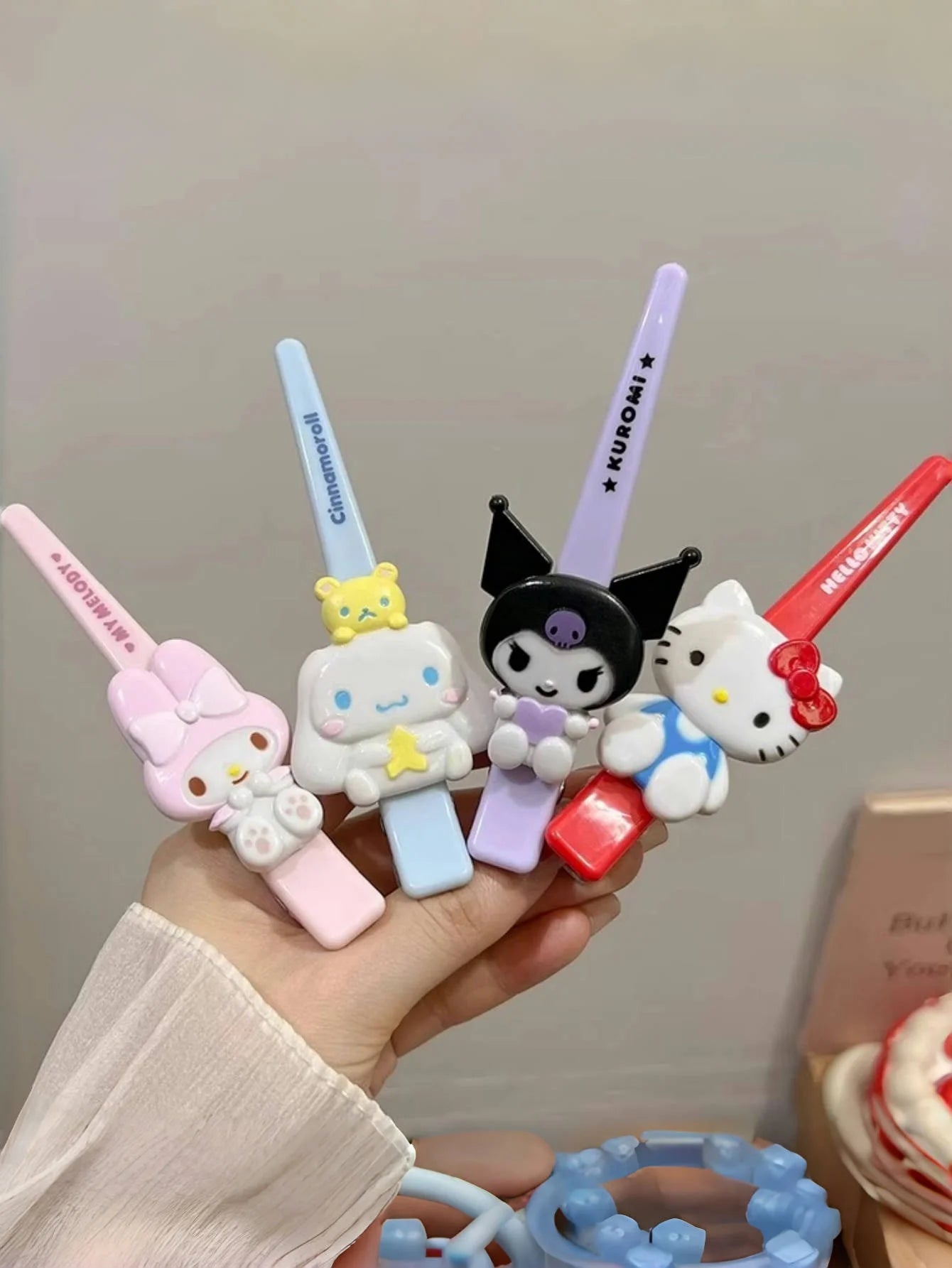 1/2pcs Hello Hairpin Kitty My Melody Kuromi Cinnamoroll Word Clip Headdress Bangs Clips Hair Accessories Gifts