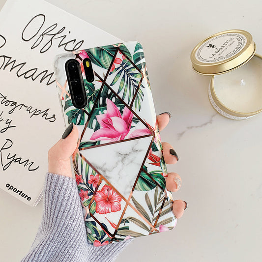 花柄のスマホケース