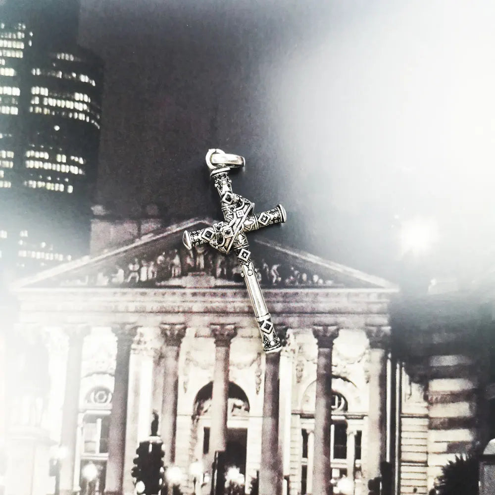 本物の925スターリングシルバー製マジェスティッククロスとクラウンペンダントネックレス、ファインジュエリーアクセサリー、レトロでトレンディな男性向けギフト。