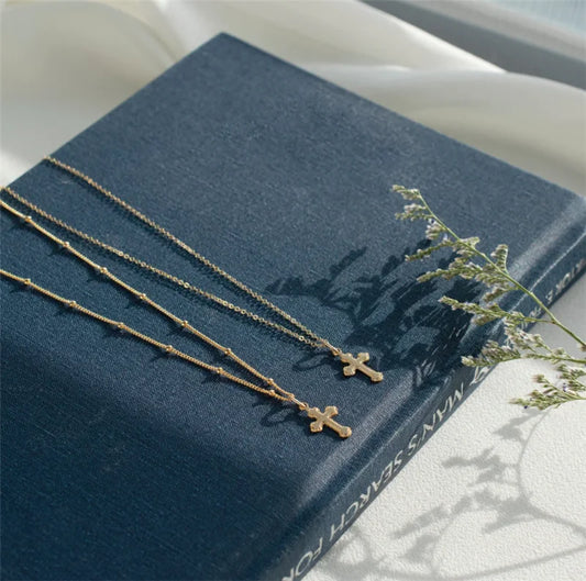 クロスペンダントネックレス 14Kゴールドフィルドクロスジュエリー ゴールドチョーカー ミニマリズムネックレス コリアーファムコリエボヘミアンレディースネックレス