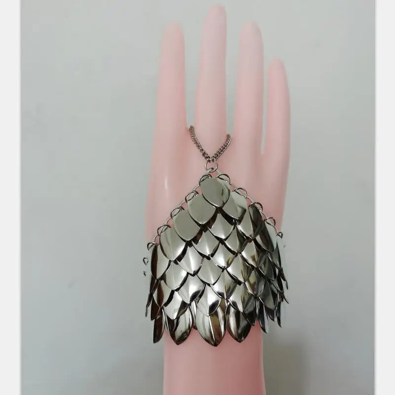 ファッションスタイル WRHA02 レディース シルバーメッキチェーン シルバー フィッシュスケール ハンドチェーン ジュエリー