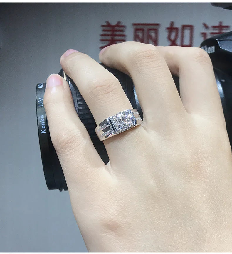 高級ソリッド925スターリングシルバーラウンドダイヤモンドリングメンズクラシックウェディングセレモニーリングまばゆいばかりの男性アクセサリージュエリーホット