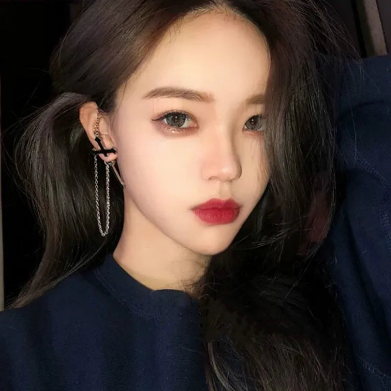 ゴシックパンクブラッククロスドロップイヤリングティーンズヴィンテージロックプライドロングチェーンイヤーカフイヤークリップレディースイヤリングガールズジュエリー