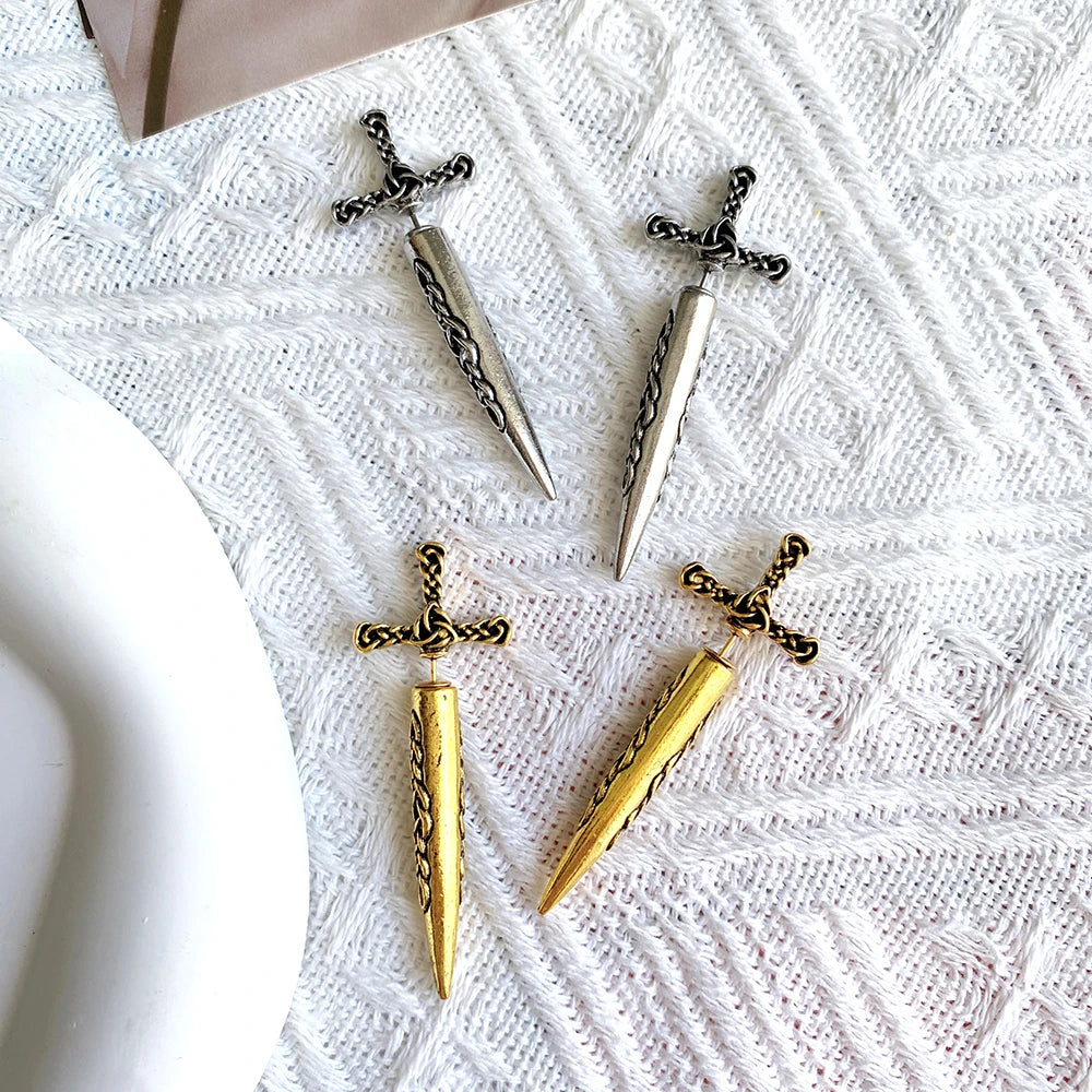 レトロゴスクロスロングソードレディースメンズダングルイヤリングラグジュアリー絶妙なダガーメタルピアスイヤースタッドジュエリーアクセサリーギフト