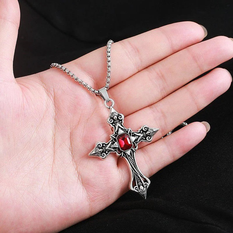 ヨーロッパとアメリカのファッションパーソナリティレトロゴシッククロスネックレス男性と女性ストリートヒップホップトレンドセッター多用途Pe