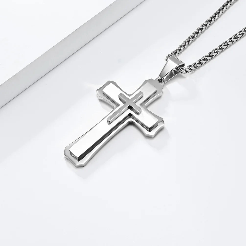 メンズ向け、トレンドの3層クロスペンダントネックレス