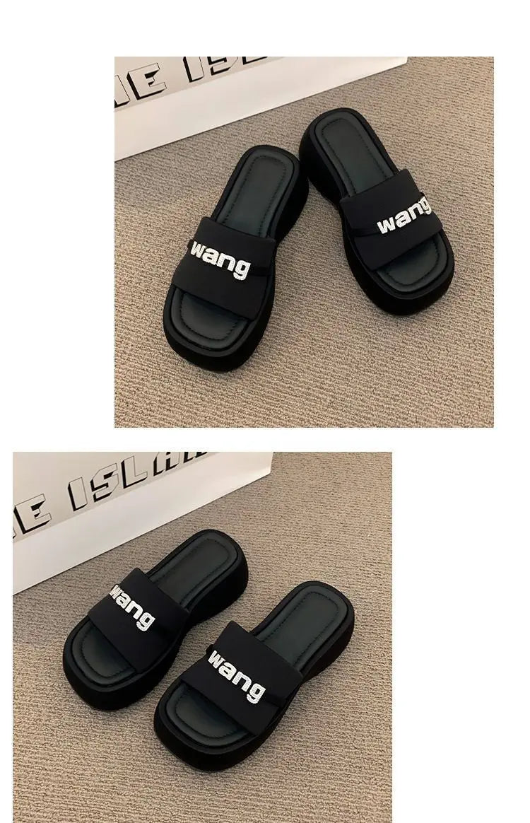 Women's Slippers 2025 New Fashion Comfortable Platform Sandals Concise Outdoor Women‘s Closed Toe Beach Muje Summer Shoes