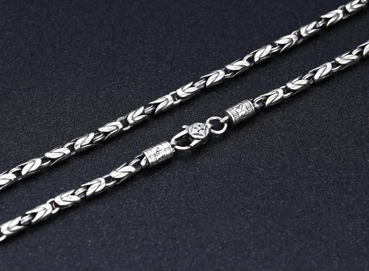 925スターリングシルバーのレトロな個性的なシンプルなヒップホップのシニアセンスファッションメンズ6ワードマントラトレンディメンズネックレス