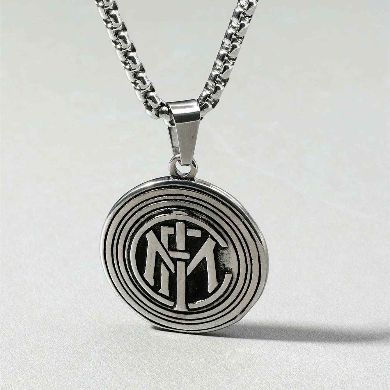 男性用クロスネックレス ワイルド・スピード7 ハードガス俳優 ドミニク・トレット JN5655