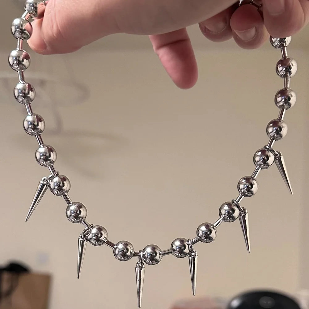 ゴシックファッション ビッグチャンキーボールチェーンリベットチョーカーネックレス レディース メンズ パンク Y2K グランジ スパイクビーズチェーンネックレス
