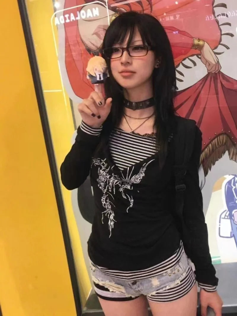 American Vintage Print T-shirt Women Aesthetic Punk Design Long Sleeve Gothic Y2k Tops Subculture Casual Retro Harajuku Tees