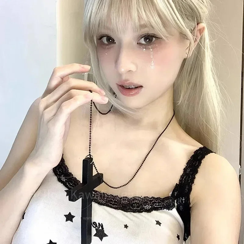 新作 ゴシック クール Y2K ウッドクロスペンダントネックレス ユニセックス ブラック ホワイト レッド ヒップホップ チャームチェーン チョーカーネックレス ファッションジュエリー