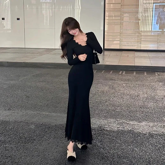 Black Lace Splice Bodycon Long Sleeve V-neck Princess Style Fish Tail Dress Women's Autumn Winter New Waist-cinching Gown