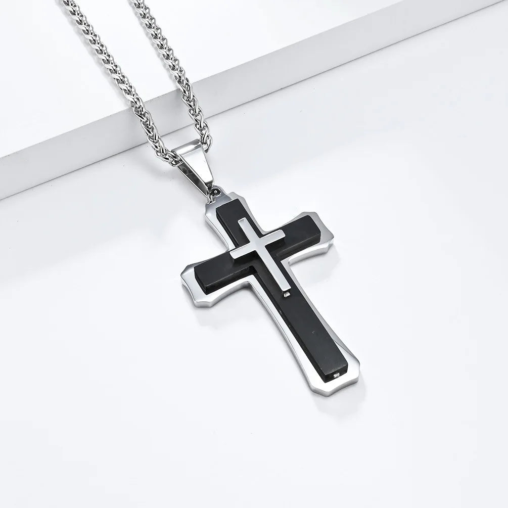 メンズ向け、トレンドの3層クロスペンダントネックレス
