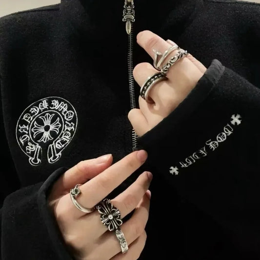 ヴィンテージクロスアイリスハート型925シルバーリング メンズ レディース トレンディファッション パンクジュエリー 開口部サイズ調節可能 ゴシックリング