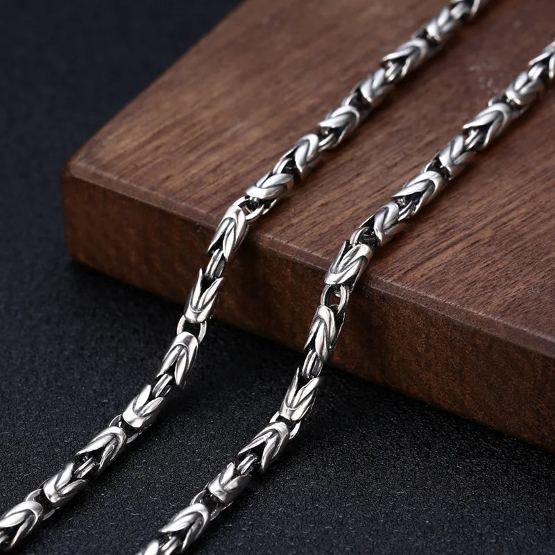 925スターリングシルバーのレトロな個性的なシンプルなヒップホップのシニアセンスファッションメンズ6ワードマントラトレンディメンズネックレス