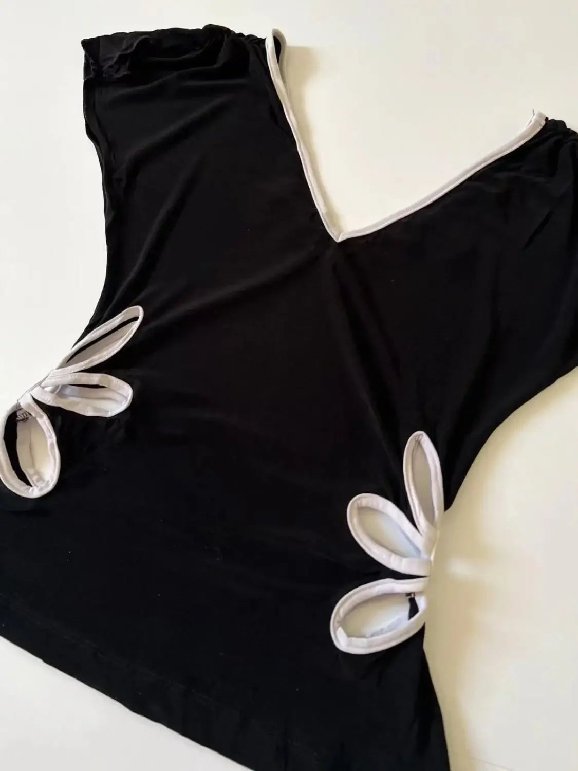 ヴィンテージ 原宿 Vネック バックレス Tシャツ レディース サマー グランジ カジュアル 女性用 Tシャツ パッチワーク Y2K クロップトップ サブカルチャー Tシャツ シック