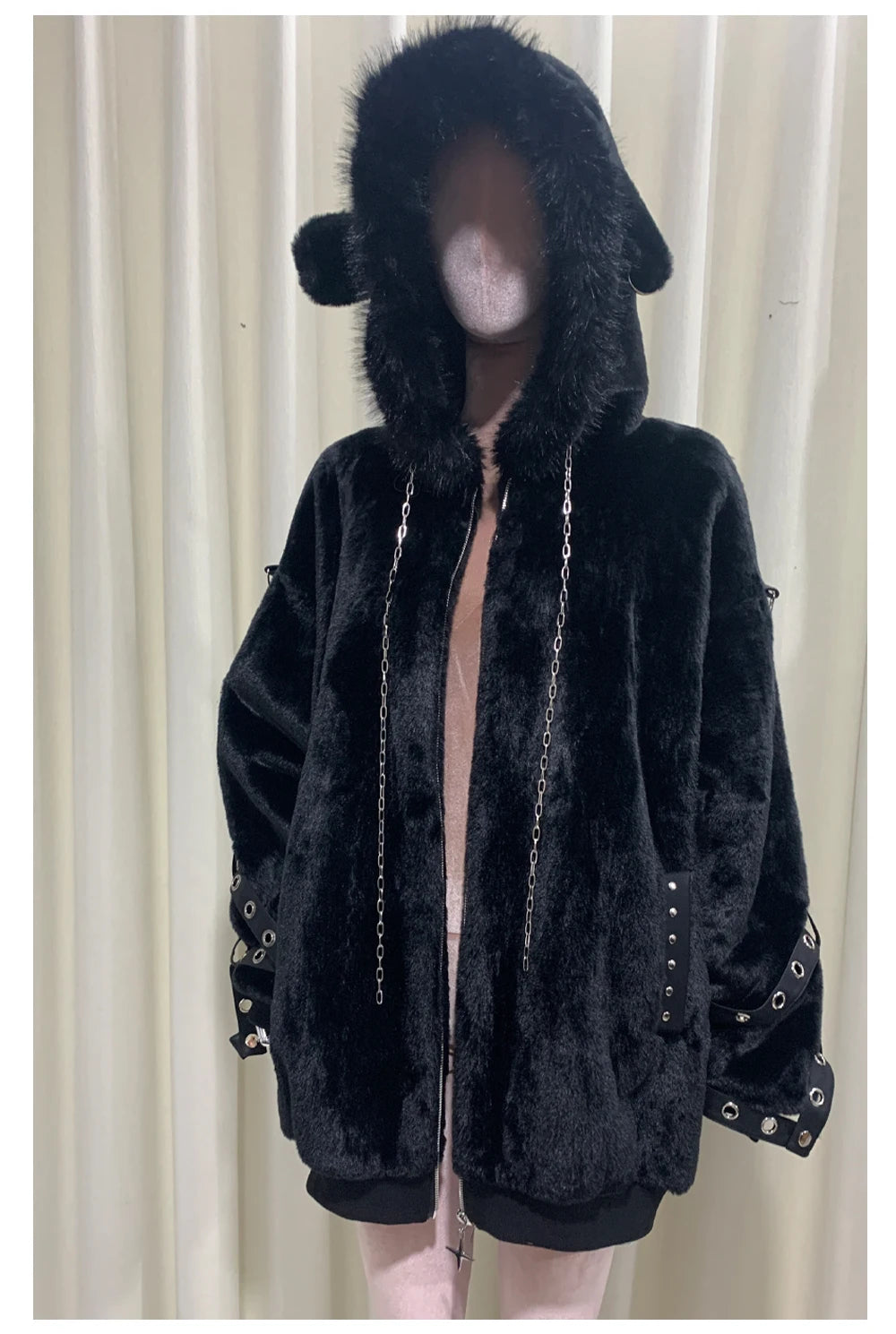 マウロイカルディ 秋冬 オーバーサイズ 暖かい ソフト ホワイト フェイクファーコート レディース フード付き 原宿系 ファッション ふわふわ ジャケット ストリートウェア 2025