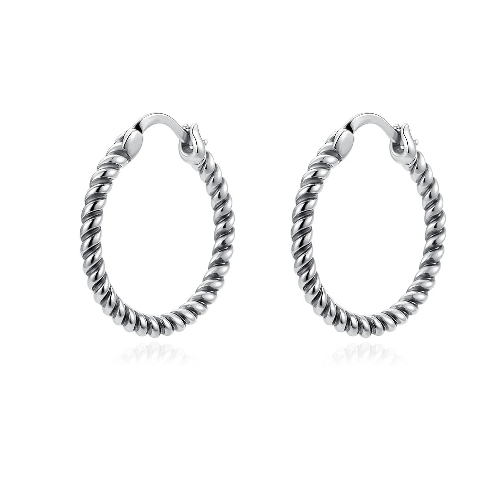 新作925シルバーのクロス、スタームーン、エレファントイヤリングは、ヨーロッパの女性にぴったりの絶妙な高品質ジュエリーギフトです。