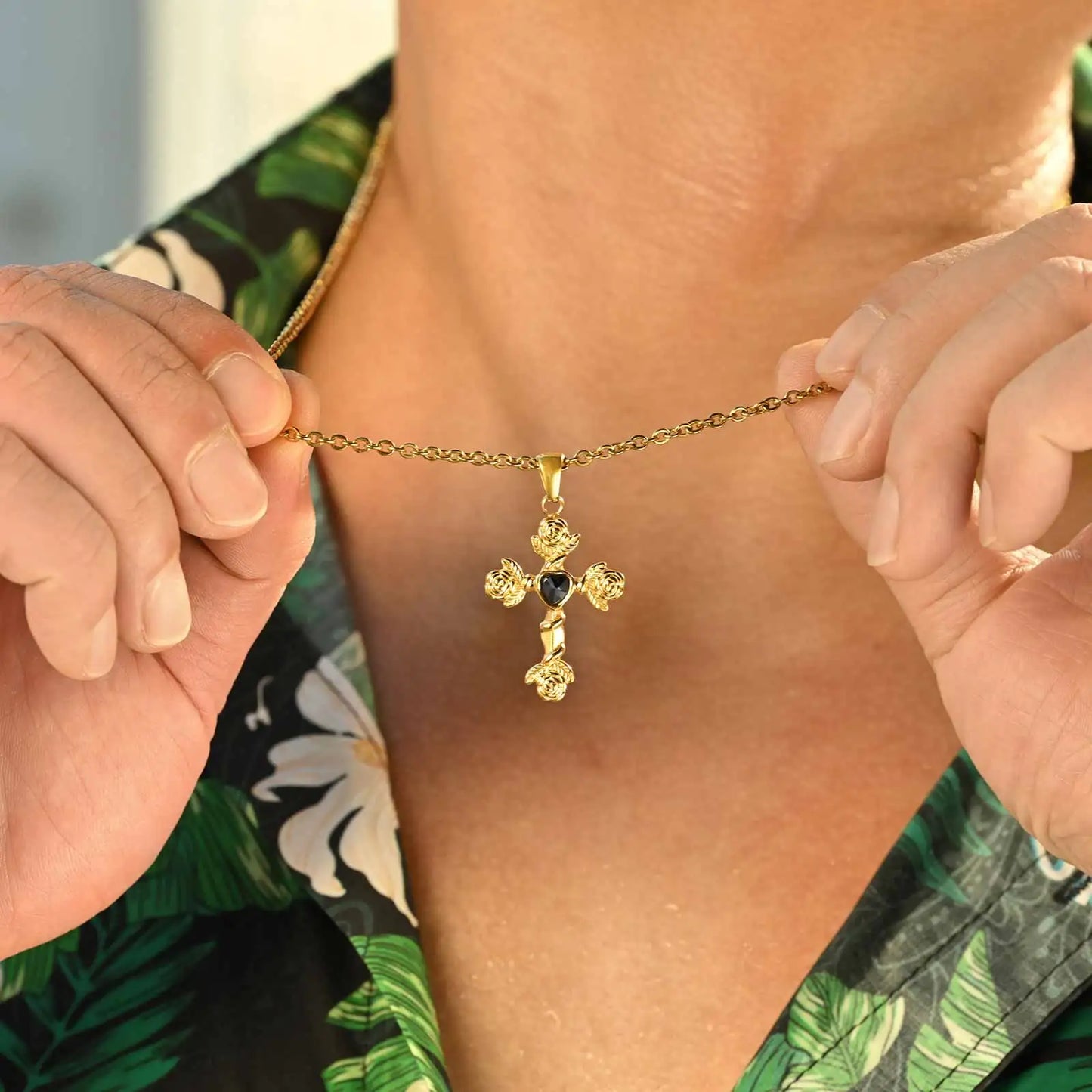  Fashion Heart Zircon Rose Flower Cross Pendant Necklace for Men Women, Gold Plated Stainless Steel Necklace,Aesthetic Jewelry