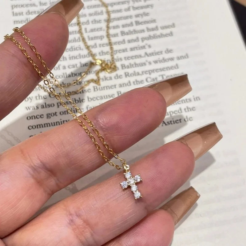 925 Sterling Silver Electroplated Real Gold Inlaid Zircon Cross Pendant Necklace for Women Fashionable Temperament Jewelry Gifts