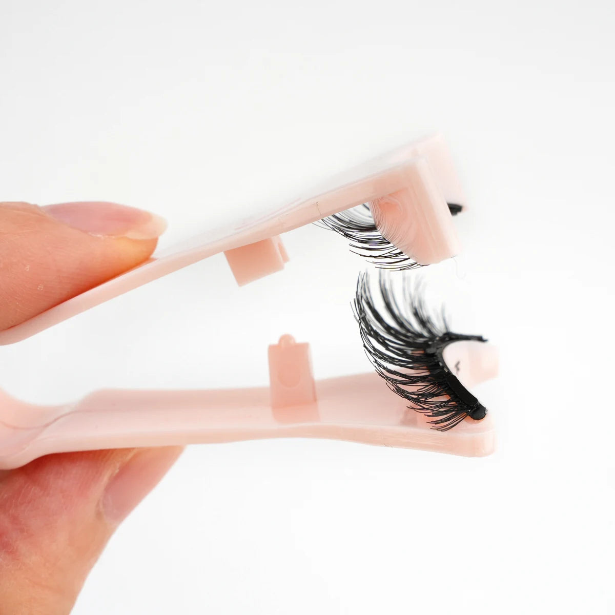 再利用可能 接着剤不要 マグネットまつげ 2025年新登場 敏感な目に優しい マグネットまつげ ナチュラル 3D ミンクまつげ メイクアップ