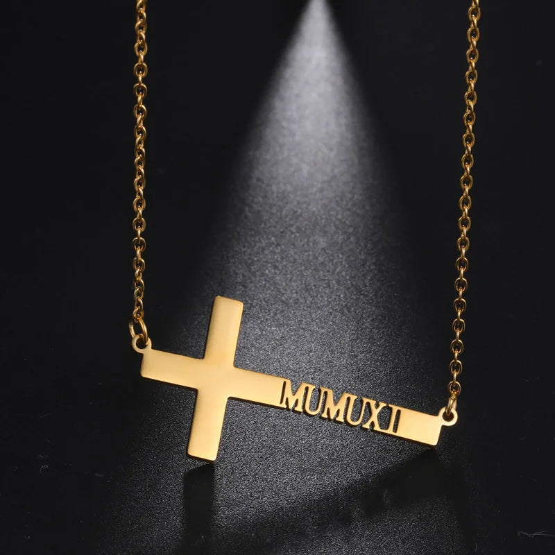 クロスシェイプネックレス カスタムネームペンダント レディース ステンレススチール パーソナライズネームプレート 誕生日ジュエリーギフト アクセサリー