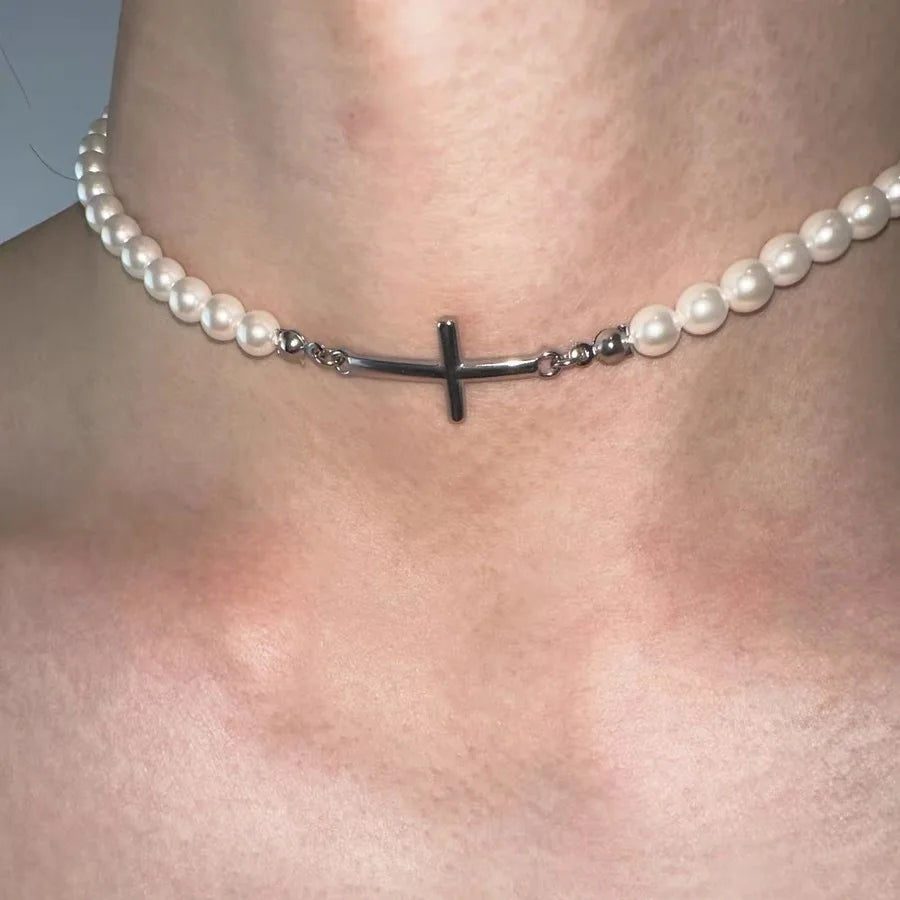 2024 New Pearl Cross Necklace Beaded Punk Cool Unisex Couple Trendy Neck Accessories Choker for Women Men Jewelry